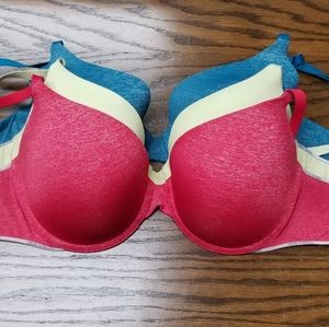 Victoria's Secret Tshirt Bras 36D